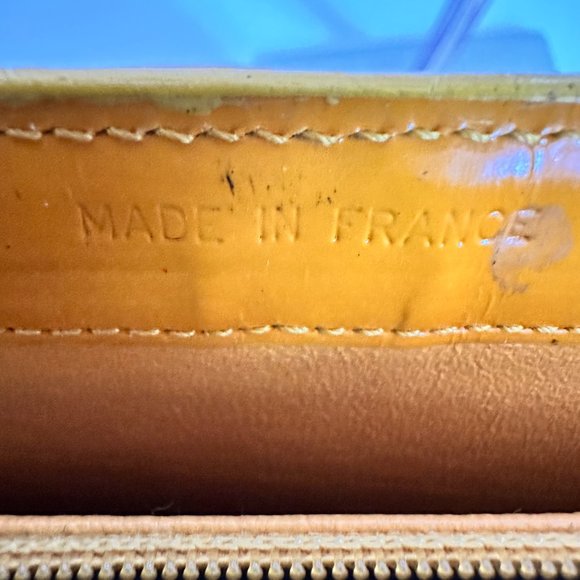 AUTHENTIC CHANEL PATENT LEATHER TOTE HANDLE BAG MADE IN FRANCE 6252108 W COA - Picture 9 of 13